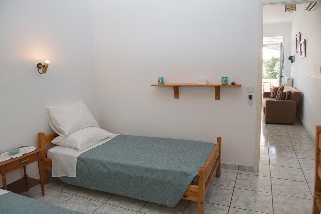 Apartments Margarita Kaizer Bridge Achilleion Екстер'єр фото